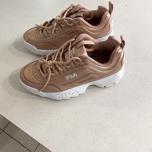 Bought for party. Worn only 1x…carpet inside